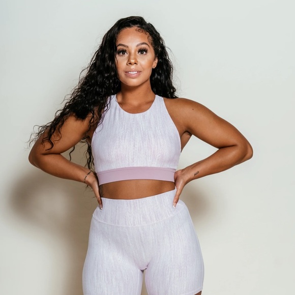 TWO brand new P’Tula sports bra / crop bra - Picture 3 of 3